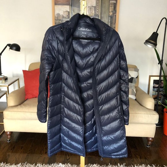 Ladies Calvin Klein puffer condition 10/10 - Picture 1 of 3